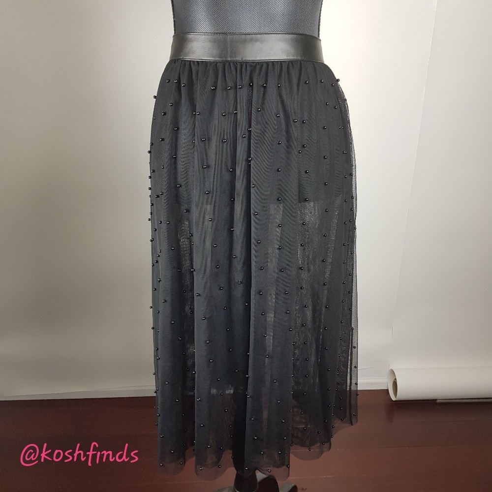 NWT Victoria's Secret Black Net Slip W Beads